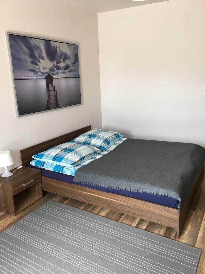 Emada- Pokoje Goscinne I Studia Ostrowo  Exteriör bild