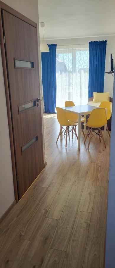 Emada- Pokoje Goscinne I Studia Ostrowo  Exteriör bild