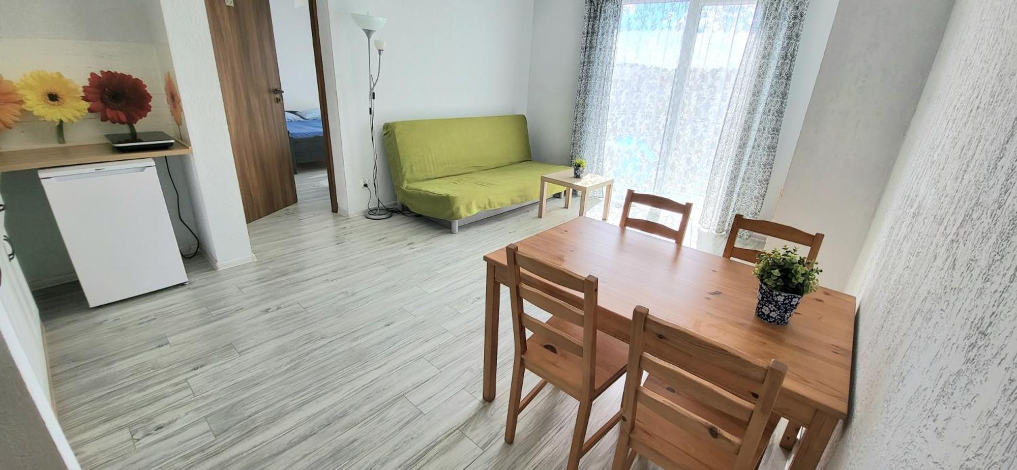 Emada- Pokoje Goscinne I Studia Ostrowo  Rum bild